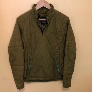 Mountain standard pullover jacket